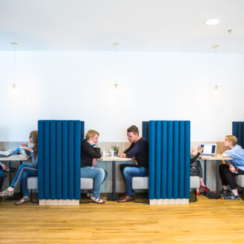 Coworking – fakty i mity! Poznaj się z coworkingiem