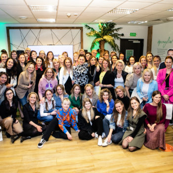 Kobiece spotkanie z podróżniczką Hanną Bruss. Kobieta w podróży do siebie i do świata